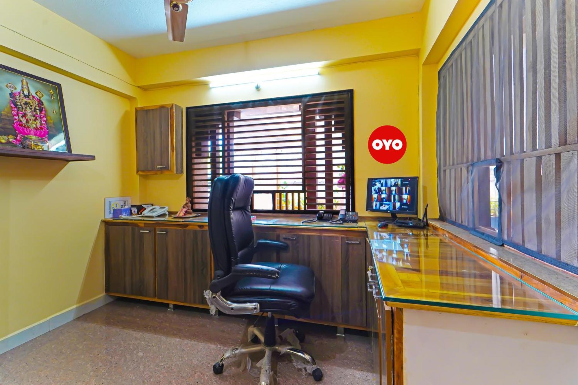 Hotel O Jayam Residency Tirupati Exterior foto
